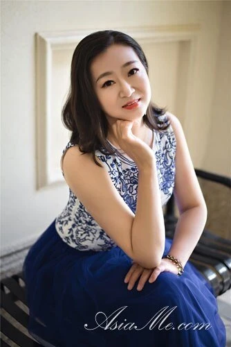 Sara Profile image 2