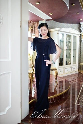 Kara Profile image 2